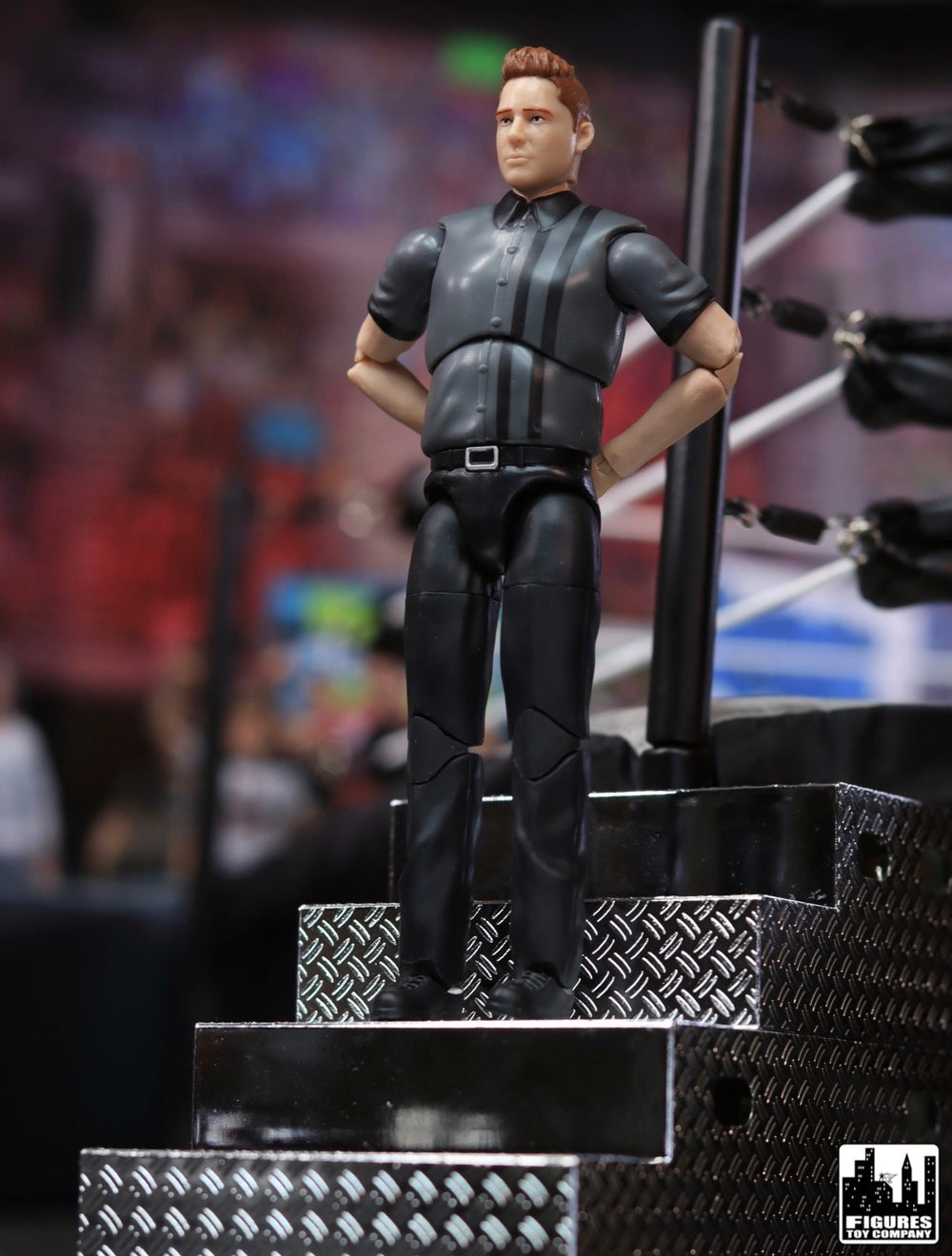Ultimate Dark Gray Referee with Deluxe Articulation for WWE &amp; AEW Figures