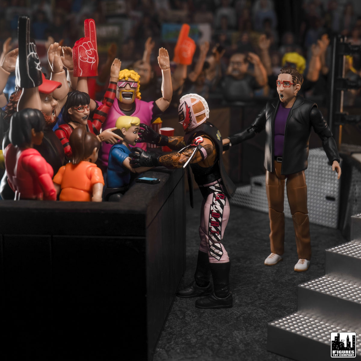 Ultimate Wrestling Crowd Fan Figures for WWE &amp; AEW Action Figures: Kaylee