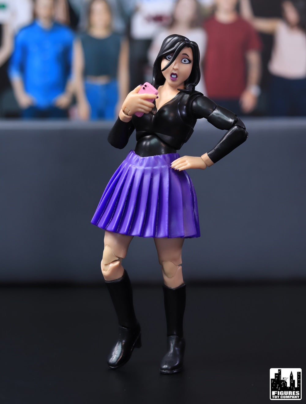 Ultimate Wrestling Crowd Fan Figures Four-Pack for WWE &amp; AEW Wrestling Figures [Series 1]