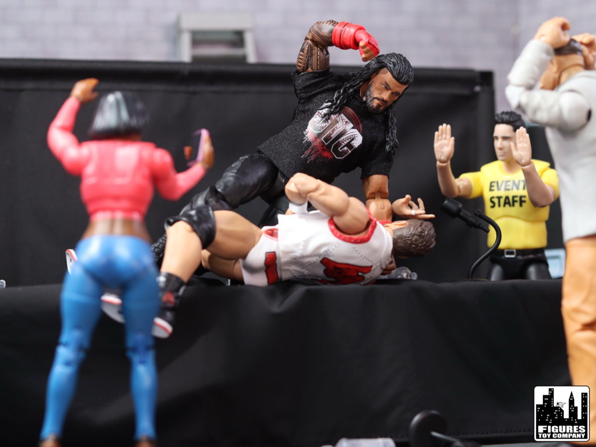 Media Scrum Accessory Set for WWE & AEW Wrestling Action Figures
