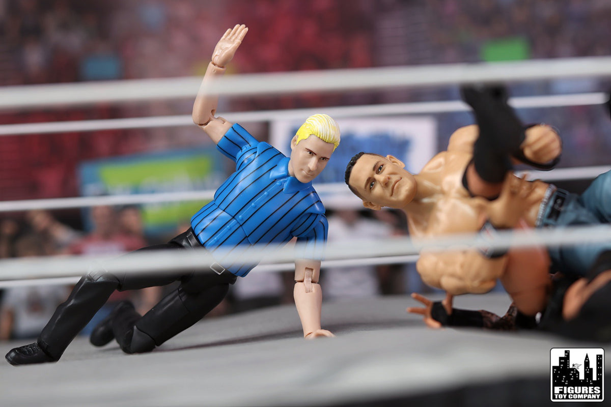 Ultimate Dark Blue Referee with Deluxe Articulation for Wrestling Figures