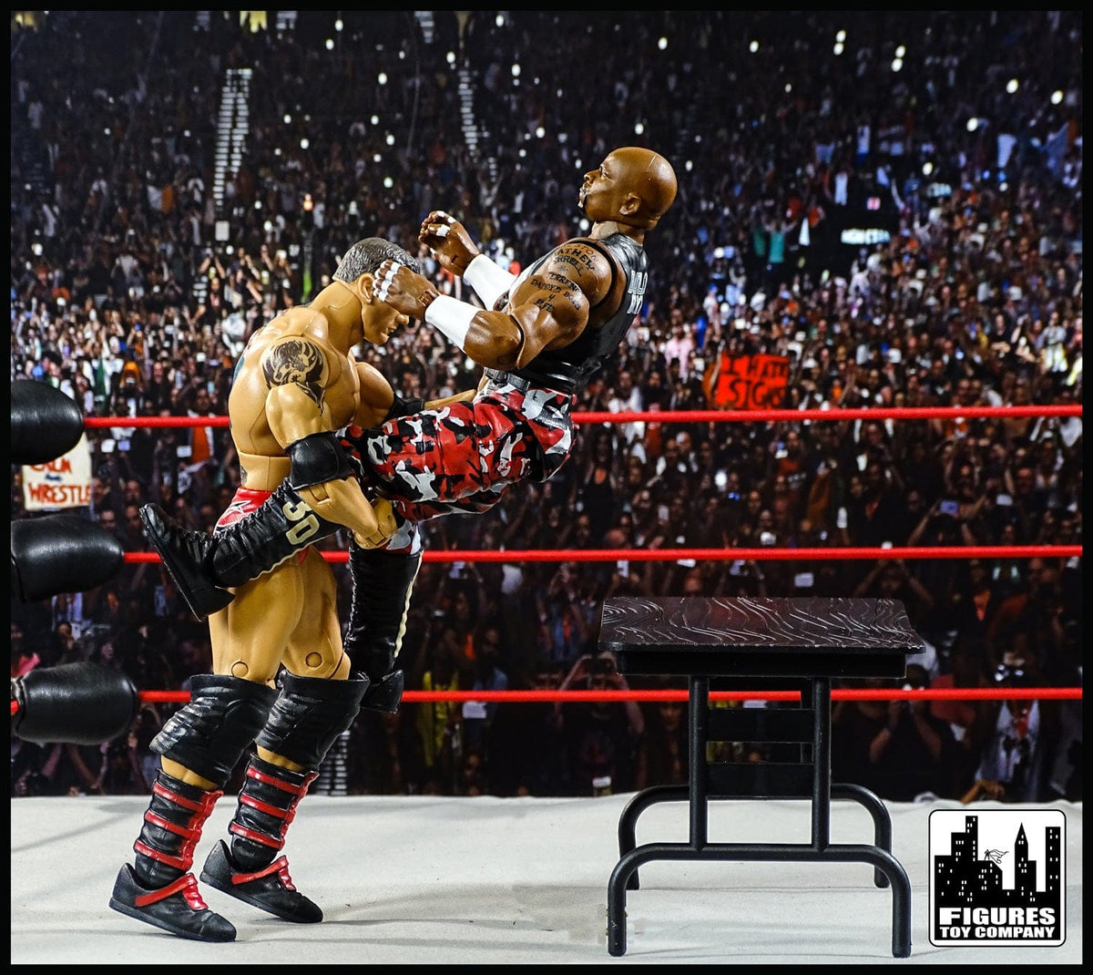 Black Breakable Table for WWE & AEW Wrestling Action Figures - Figures ...