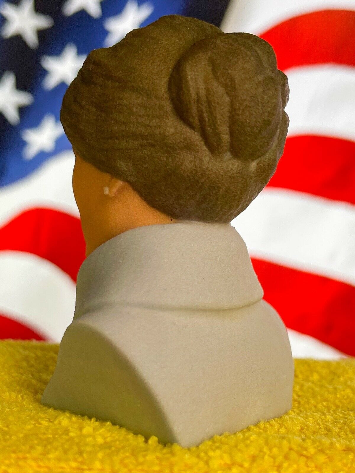 First Lady Melania Trump Bust Statue Presidential Collectible