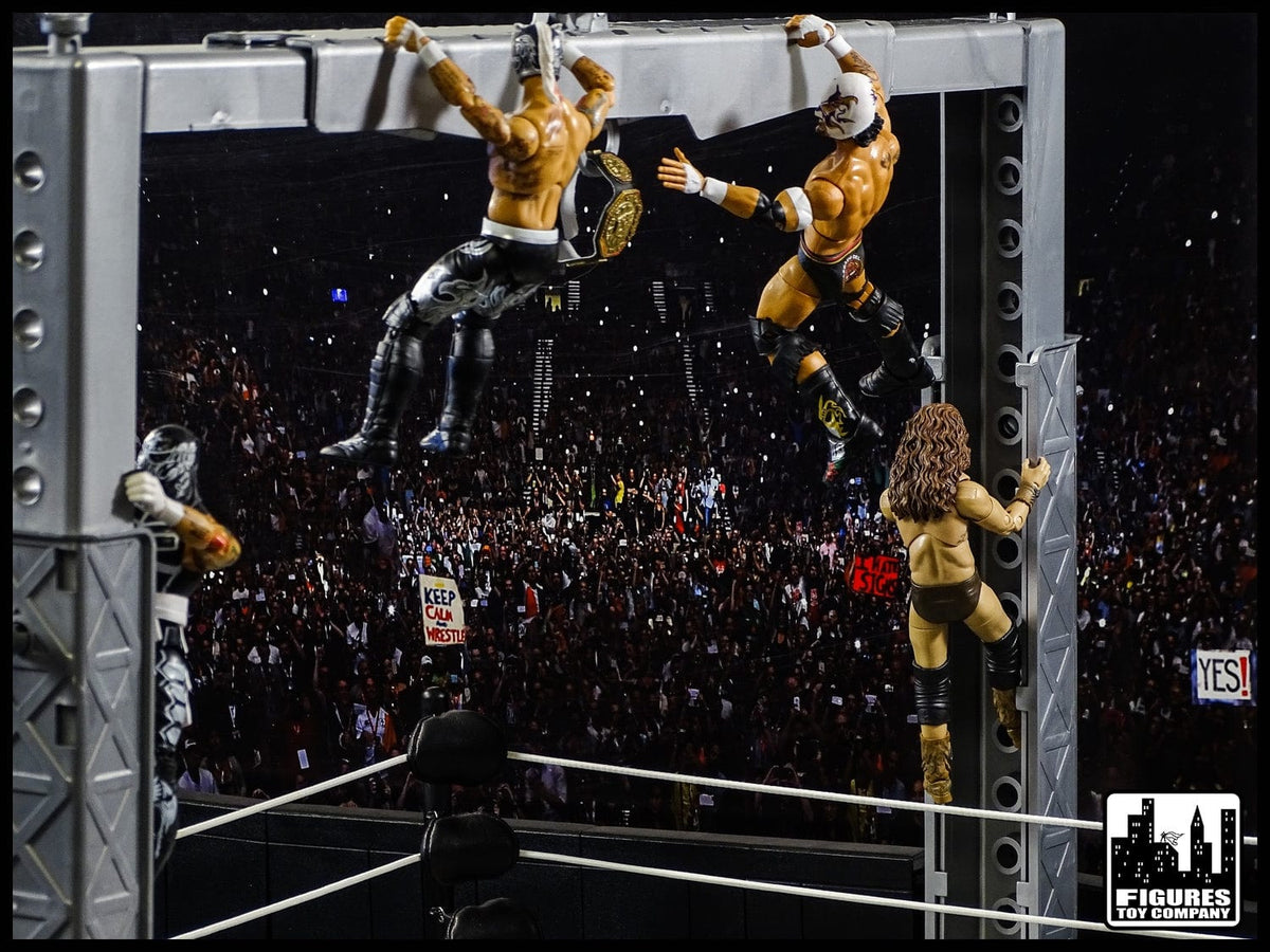 Grab The Gear Adjustable Playset for WWE Wrestling Action Figures