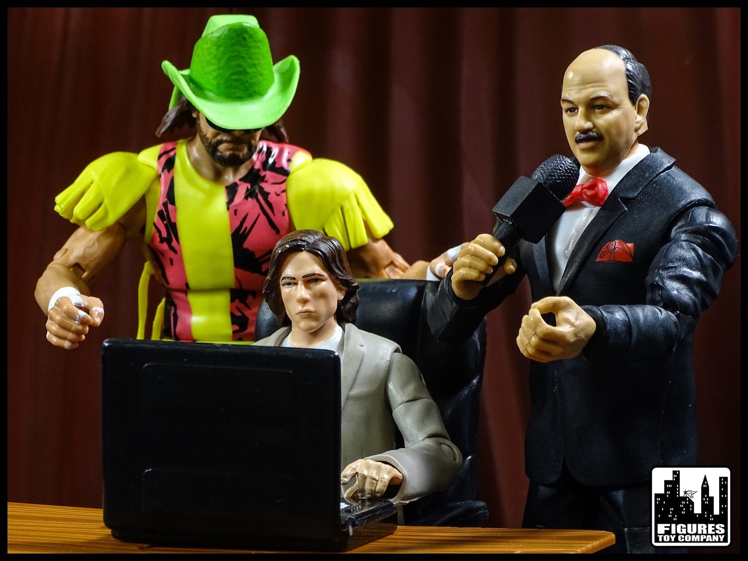 Laptop Computer for WWE & AEW Wrestling Action Figures - Figures Toy ...