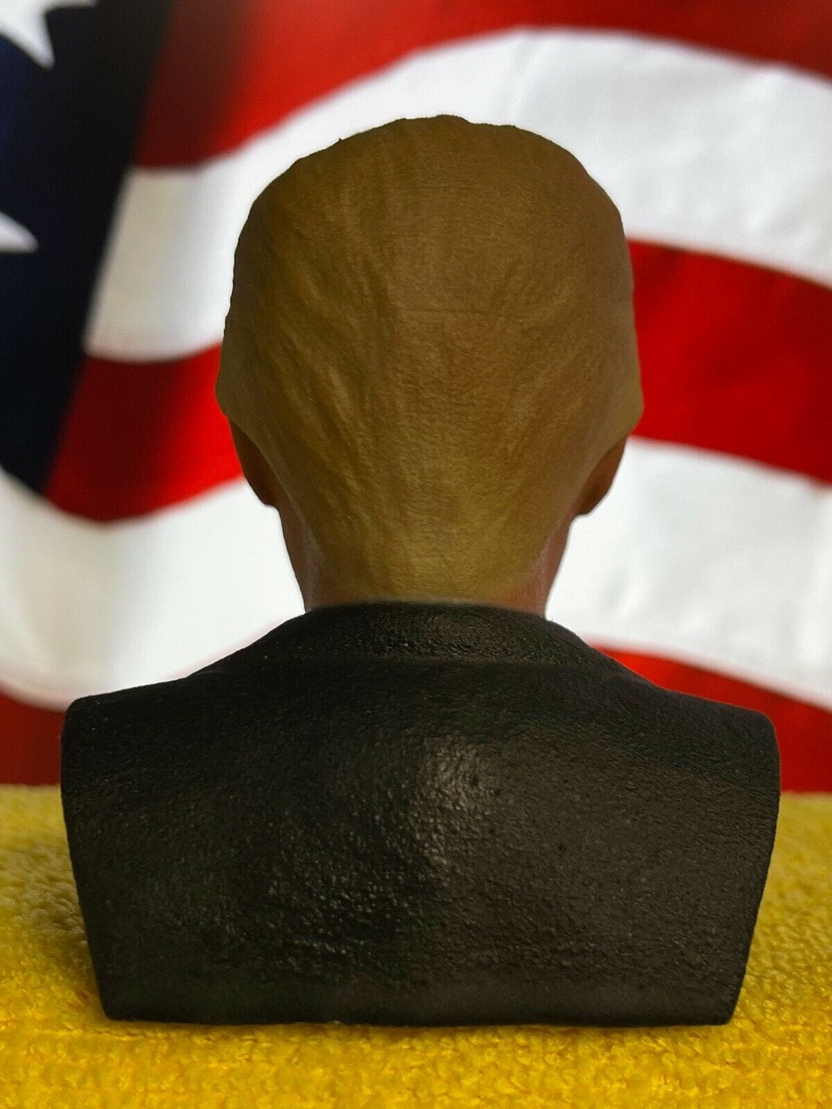 Melania &amp; Donald Trump Bust Statues Presidential Collectibles