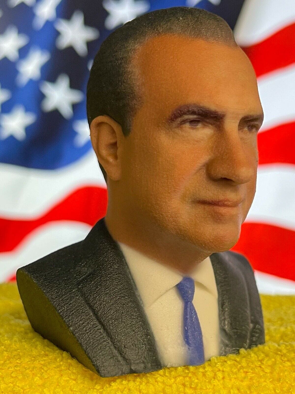 Richard Nixon Bust Statue Presidential Collectible